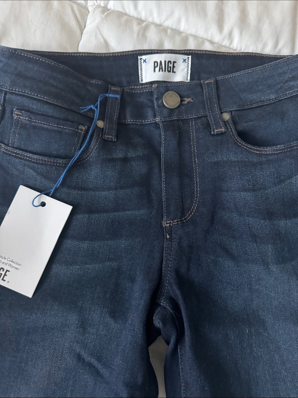 NWT PAIGE Verdugo ankle Jeans 25